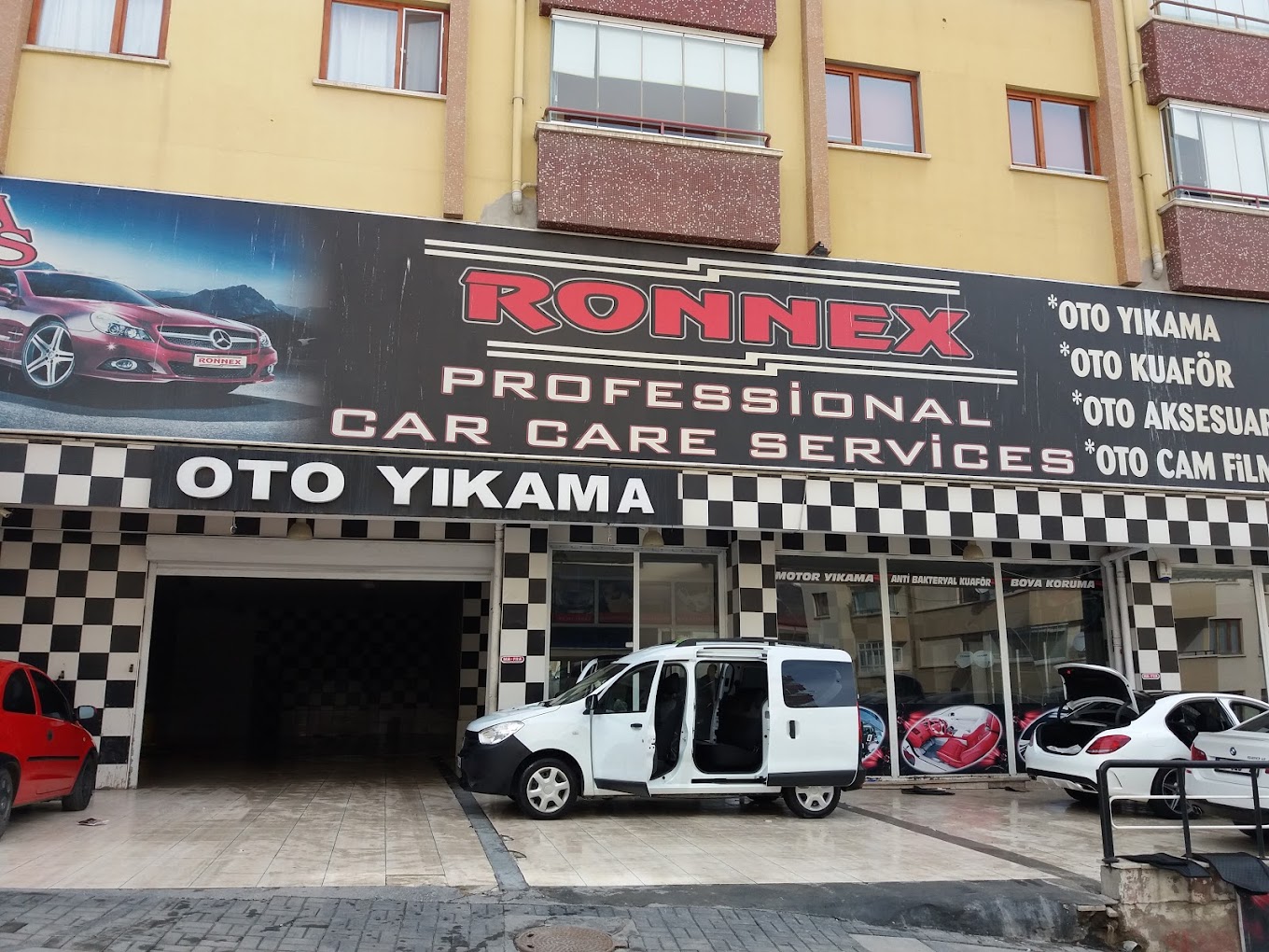 RONNEX OTO KUAFÖR - DİKMEN