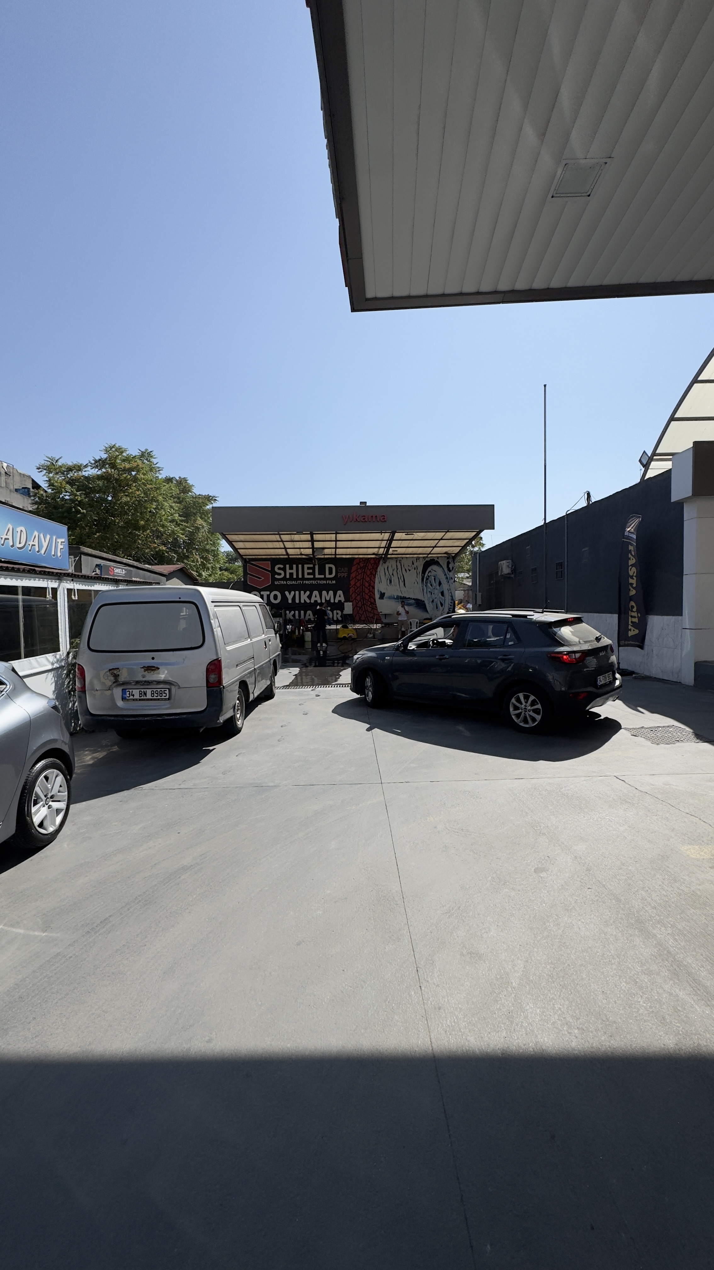 EFE GARAGE OTO YIKAMA & DETAILING MERKEZİ - KÜÇÜKÇEKMECE
