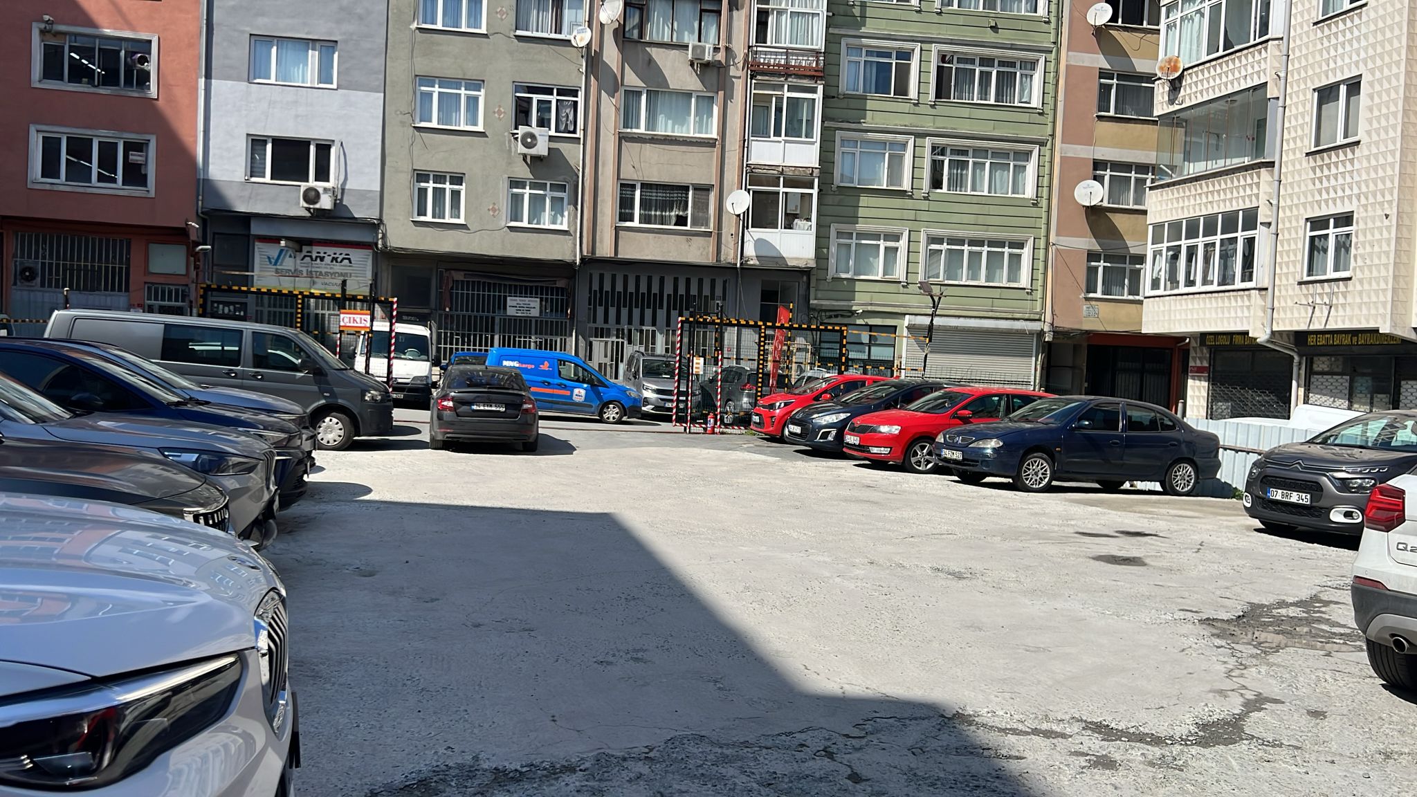 İZZETPAŞA OTOPARK OTO YIKAMA - ŞİŞLİ / İSTANBUL